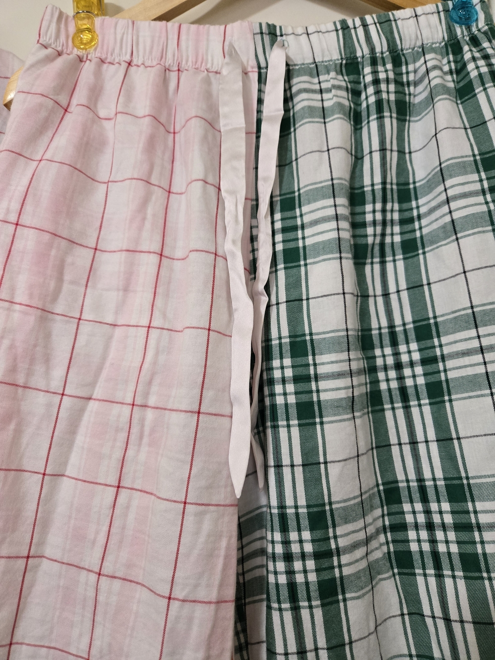 Victoria's Secret Red & Green Plaid Mix-Matched Pajama Set Very Soft And Cozy - Picture 3 of 13